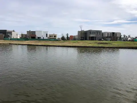 Terreno en Venta 16  mts Frente