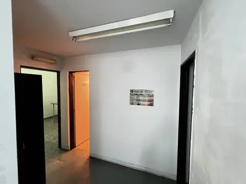 Local en Venta Via Pública