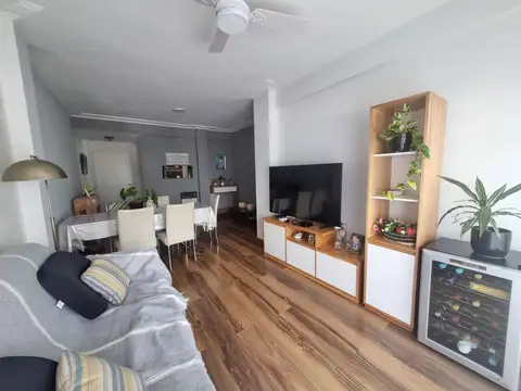 V DEVOTO SEMIPISO 4 AMBIENTES CON COCHERA Y BAULERA