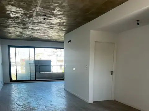 Departamento en Venta en Parque Chacabuco, USD 125.000