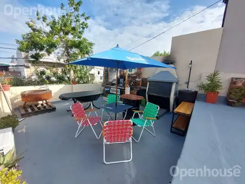 PH 4 AMBIENTES CON ENTRADA INDEPENDIENTE Y TERRAZA EN PARQUE AVELLANEDA