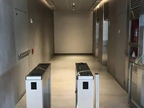 Oficina en Venta al Noroeste