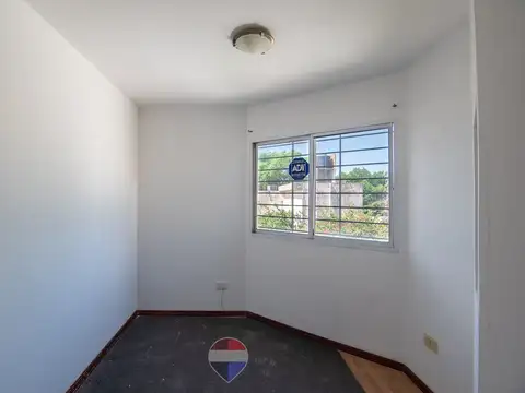 Depto Tipo Casa 4 ambientes con 1 baño