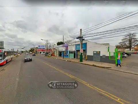 Av. Pres. Juan Domingo Perón 23700