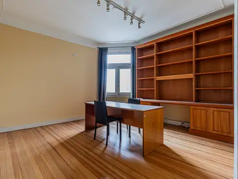 Oficina en Alquiler 56 años