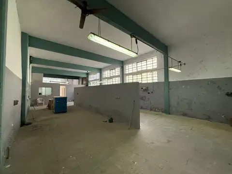 Galpon en Alquiler 7  mts Frente