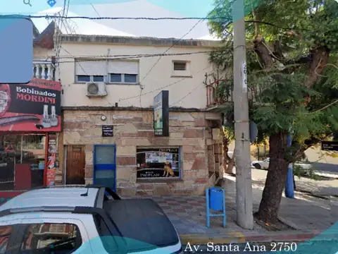 Casa en venta - 2 Dormitorios 1 Baño - Local - Córdoba