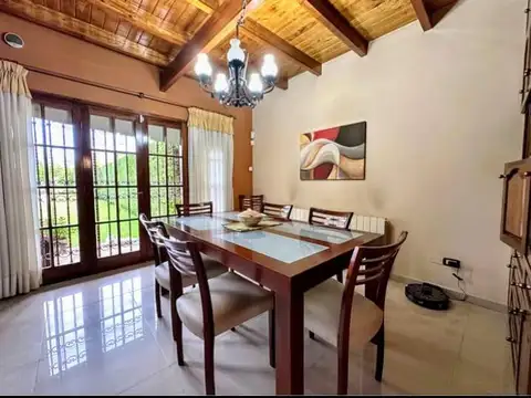 Casa en Venta en Chacras De Coria, USD 250.000