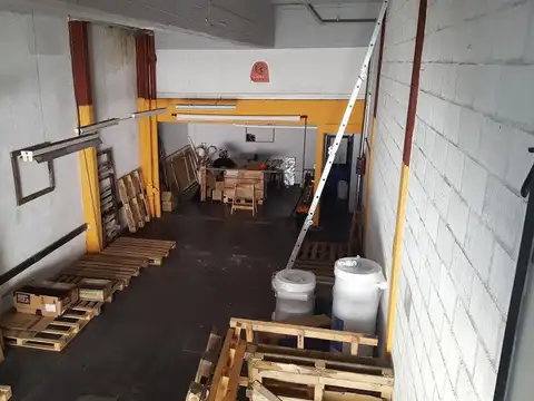 Galpon en Venta en Olivos Maipu/Uzal, USD 140.000