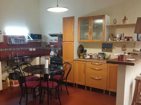 Depto Tipo Casa en Venta con 1 cocheras