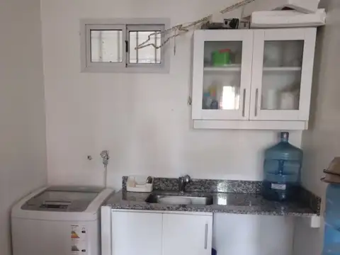 Av Dr M De Avellaneda 1100