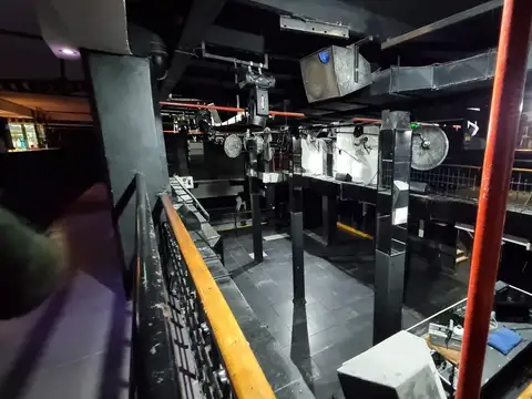 Local en Venta 100 años