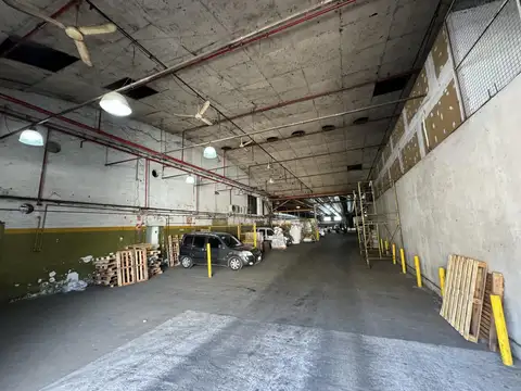 Galpon en Alquiler A Estrenar