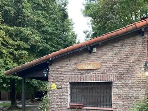 CASA QUINTA EN BARRIO CORIMAYO, BURZACO