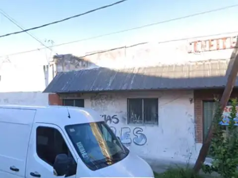 Avenida Manuel Quindimil y Catamarca