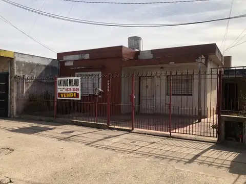 ANUNCIACION Nº 2555 E/ ALESSANDRI E IBAÑEZ