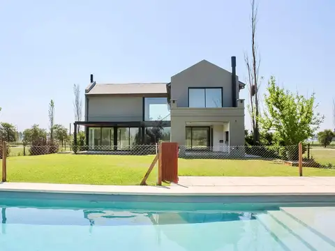 VENTA - CASA TRES DORMITORIOS - LA RINCONADA IBARLUCEA