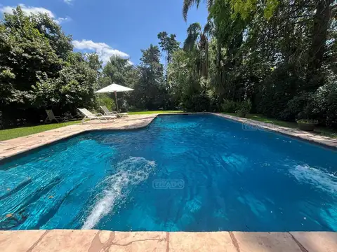 Casa 5 ambientes con 5 baños