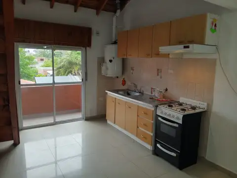 3 AMBIENTES MUY AMPLIO! EXCELENTE UBICACION