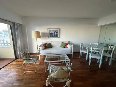 Callao y Las Heras - 2 ambientes con muebles - amenities