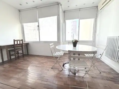 Av. Libertador al 700