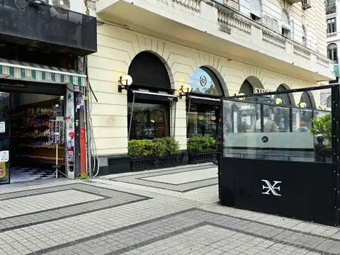 Carlos Pellegrini 800