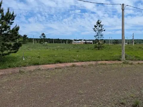 LOTE de 800M2 en BARRIO LA CANDELARIA