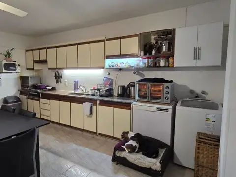 Depto Tipo Casa en Venta con 1 cocheras