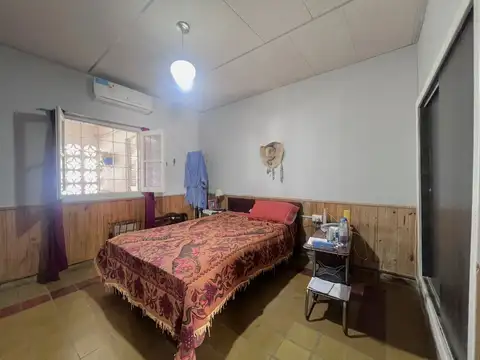 Casa 2 ambientes con 1 baño