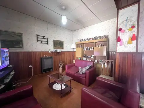 VENTA CASA 2 DORMITORIOS COCHERA PATIO B ACOSTA