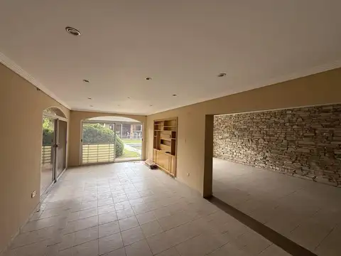 CASA | 6 AMBIENTES | 5 DORMITORIOS | PISCINA | DOBLE LOTE | LA CASCADA