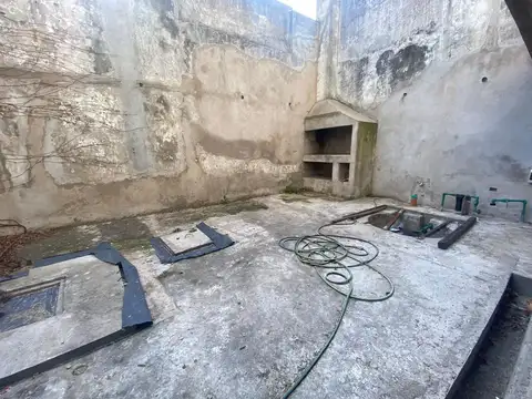 66 e/ 18 y Plaza Sarmiento