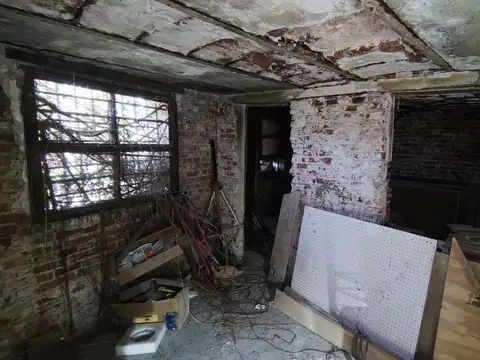 Local en Venta en Luis Agote, USD 60.000