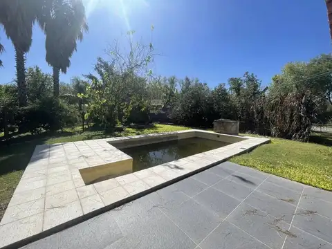 Casa 2 ambientes con 1 baño