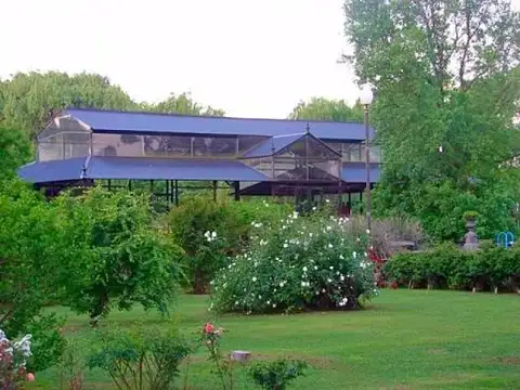 Venta campo en Lobos, 25has con casco colonial