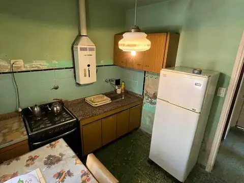 PH TIPO CASA - POSIBILIDAD DE AMPLIACION - A METROS DE CAPITAL - EXCELENTE UBICACION