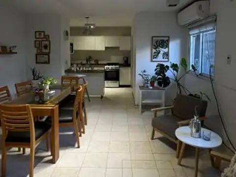 Depto Tipo Casa en Alquiler en Arroyito, $ 900.000
