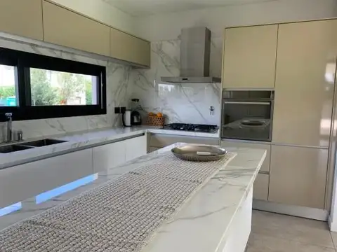 Au Ezeiza Cañuelas km 41