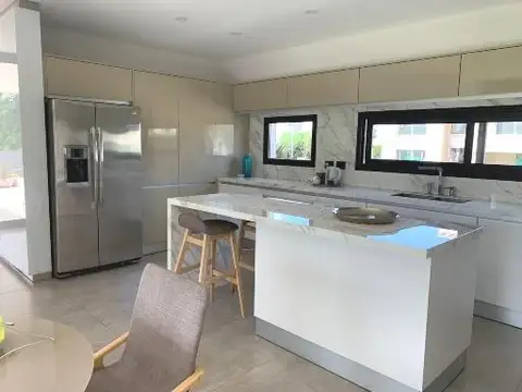 Au Ezeiza Cañuelas km 41