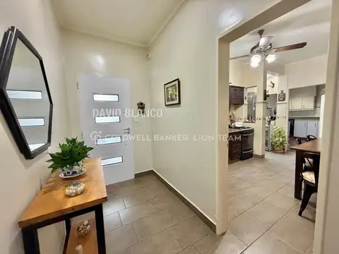 Depto Tipo Casa 5 ambientes con 1 baño