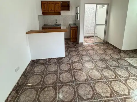Depto Tipo Casa en Venta de 3 ambientes