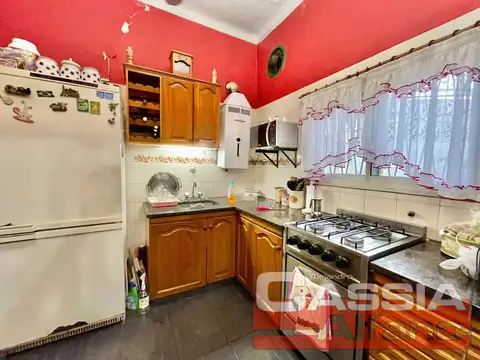 Casa en Venta con 4 cocheras
