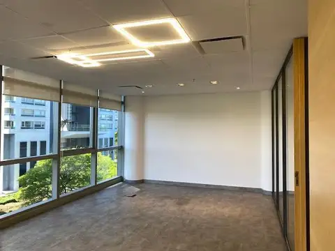 Oficina 3 ambientes con 2 baños