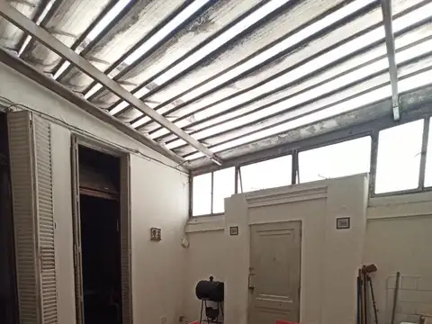 Acoyte 1300, Piso PB