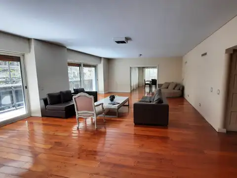 Departamento 6 ambientes con 4 baños