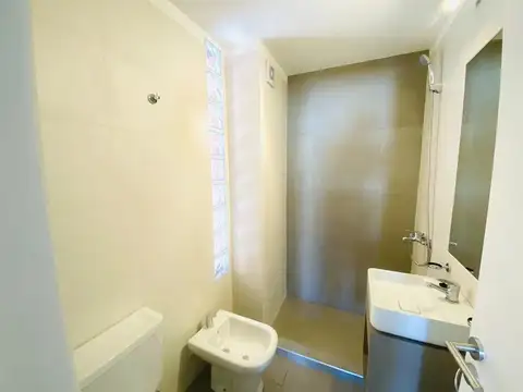 Nva Cba. FRENTE c/balcón a estrenar s/V. Sársf 1300