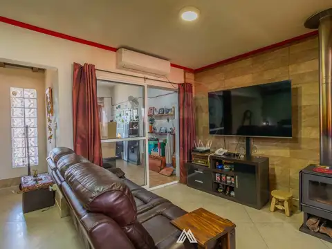 Juan Cayetano Molina 200