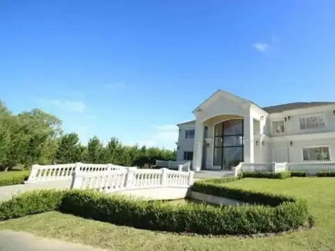 Terreno en Venta en Chateau Pilar, USD 134.990