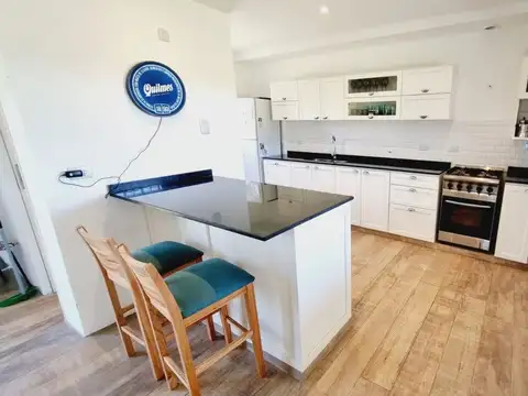 Poblet esq Petrona Quiroga 100