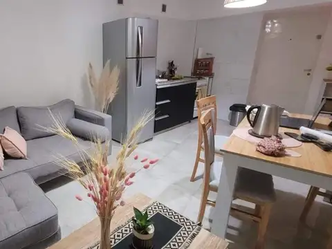 DPTO  2 AMB. CON TERRAZA PROPIA PTA BAJA COCHERA